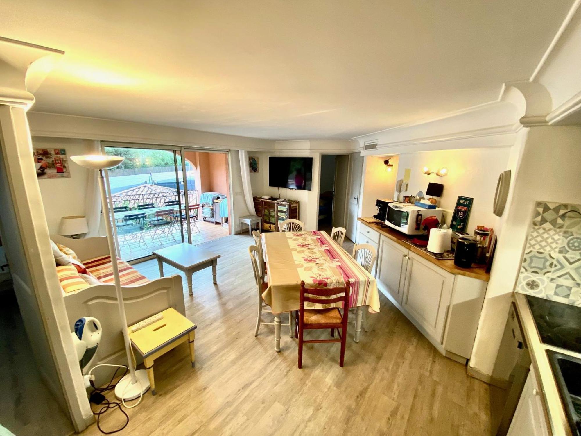 Residence 4 Etoiles Port Marine Sainte-Maxime Zewnętrze zdjęcie